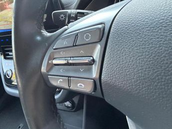 Hyundai IONIQ 38.3kWh Premium Auto 5dr