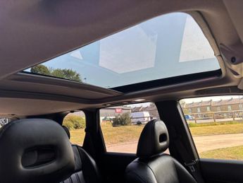 Nissan X-Trail 2.0 dCi Tekna Auto 4WD Euro 5 5dr (AVM)