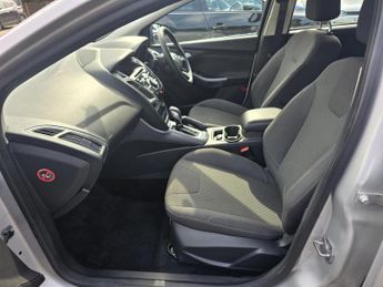 Ford Focus 1.6 Titanium Navigator Powershift Euro 5 5dr