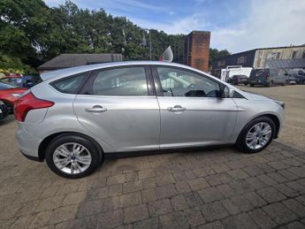 Ford Focus 1.6 Titanium Navigator Powershift Euro 5 5dr