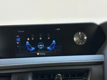 Lexus UX 2.0 250h E-CVT Euro 6 (s/s) 5dr