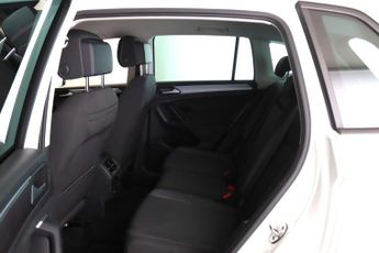 Volkswagen Tiguan 1.5 TSI Active DSG Euro 6 (s/s) 5dr