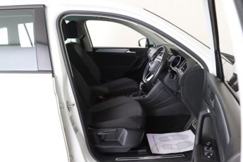 Volkswagen Tiguan 1.5 TSI Active DSG Euro 6 (s/s) 5dr