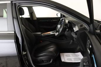 MG MG5 61.1kWh Trophy Long Range Auto 5dr