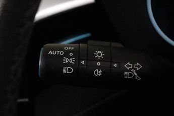 MG MG5 61.1kWh Trophy Long Range Auto 5dr