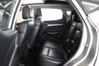 MG MG ZS 72.6kWh Trophy Connect Long Range Auto 5dr
