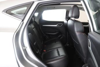 MG MG ZS 72.6kWh Trophy Connect Long Range Auto 5dr