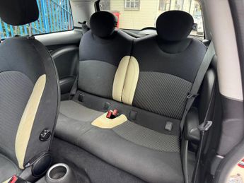 MINI Hatch 1.6 Cooper Steptronic Euro 4 3dr