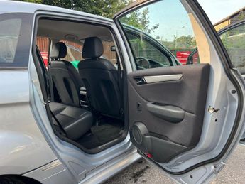Mercedes-Benz B Class 2.0 B200 CDI Sport CVT 5dr