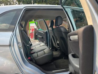 Mercedes-Benz B Class 2.0 B200 CDI Sport CVT 5dr