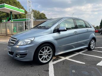 Mercedes-Benz B Class 2.0 B200 CDI Sport CVT 5dr