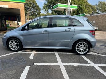 Mercedes-Benz B Class 2.0 B200 CDI Sport CVT 5dr