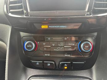 Ford Grand Tourneo Connect 1.5 EcoBlue Titanium Auto Euro 6 (s/s) 5dr