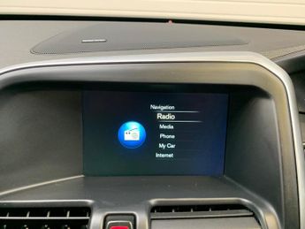 Volvo XC60 2.4 D4 R-Design Lux Nav Auto AWD Euro 6 (s/s) 5dr