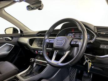 Audi Q3 2.0 TDI 40 Sport S Tronic quattro Euro 6 (s/s) 5dr