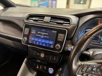 Nissan Leaf 40kWh Tekna Auto 5dr