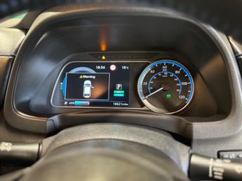 Nissan Leaf 40kWh Tekna Auto 5dr