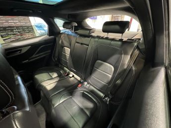 Jaguar F-PACE 2.0 D180 Chequered Flag Auto AWD Euro 6 (s/s) 5dr