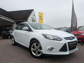 Ford Focus 1.0T EcoBoost Zetec Hatchback 5dr Petrol Manual Euro 5 (s/s) (10