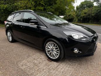 Ford Focus 1.0T EcoBoost Zetec Navigator Euro 5 (s/s) 5dr