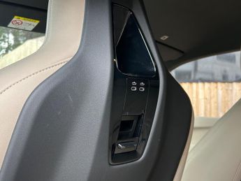 BMW iX 40 76.6kWh M Sport Auto xDrive 5dr