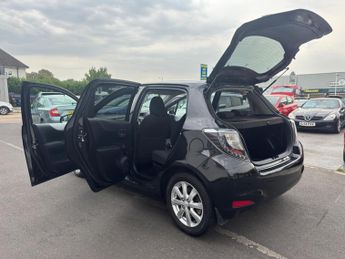 Toyota Yaris 1.5 VVT-h T4 CVT Euro 5 5dr