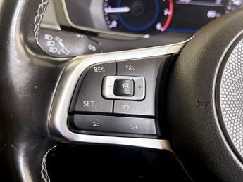 Volkswagen Passat 1.5 TSI EVO R-Line Euro 6 (s/s) 4dr