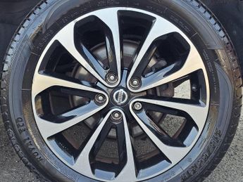 Nissan Qashqai 1.6 360 CVT 2WD Euro 5 5dr
