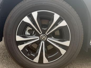 Toyota bZ4X 71.4kWh Motion Auto 5dr (11kW OBC)