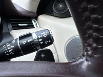 Land Rover Range Rover Evoque 2.2 SD4 Prestige Auto 4WD Euro 5 5dr