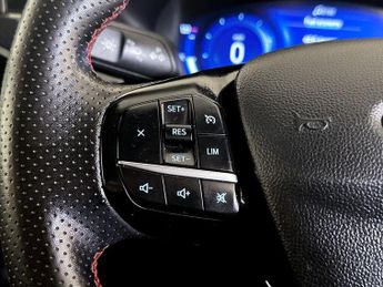 Ford Kuga 1.5T EcoBoost ST-Line Euro 6 (s/s) 5dr