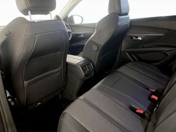 Peugeot 3008 1.6 13.2kWh Allure e-EAT Euro 6 (s/s) 5dr