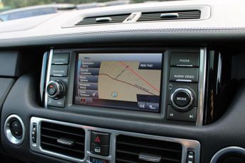 Land Rover Range Rover 4.4 TD V8 Vogue Auto 4WD Euro 5 5dr