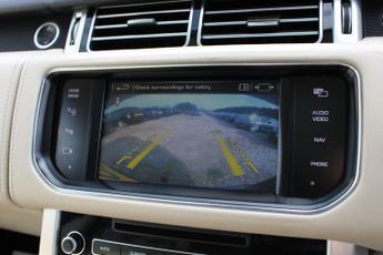 Land Rover Range Rover 4.4 SD V8 Autobiography Auto 4WD Euro 5 5dr
