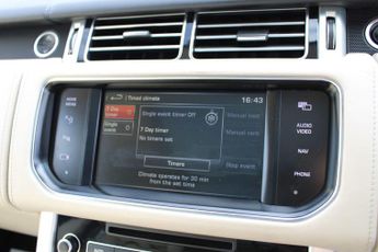 Land Rover Range Rover 4.4 SD V8 Autobiography Auto 4WD Euro 5 5dr