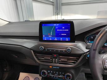 Ford Focus 2.0 EcoBlue Titanium X Auto Euro 6 (s/s) 5dr