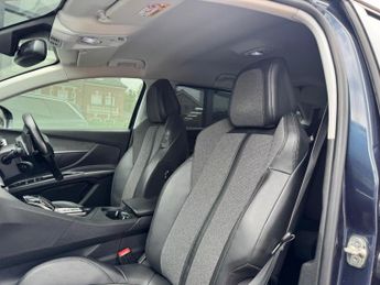 Peugeot 5008 1.2 PureTech Allure EAT Euro 6 (s/s) 5dr