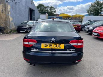 Skoda Superb 2.0 TDI SE DSG Euro 5 (s/s) 5dr