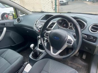 Ford Fiesta 1.4 TDCi DPF Titanium 5dr