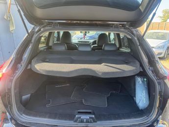 Nissan Qashqai 1.2 DIG-T Tekna XTRON 2WD Euro 6 (s/s) 5dr