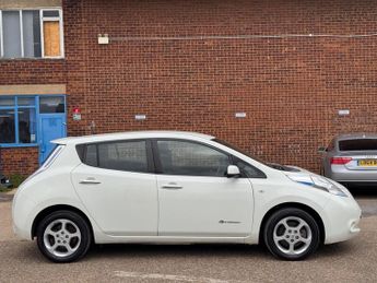 Nissan Leaf 30kWh Acenta Auto 5dr