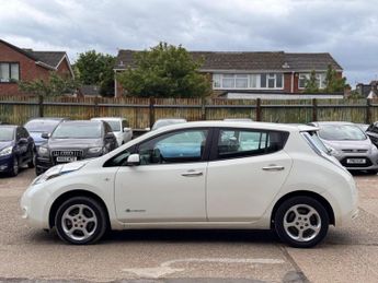 Nissan Leaf 30kWh Acenta Auto 5dr