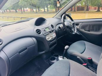 Toyota Yaris 1.3 VVT-i T Spirit 5dr