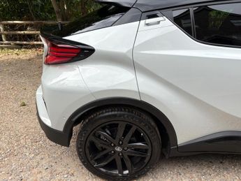 Toyota C-HR 1.8 VVT-h GR SPORT CVT Euro 6 (s/s) 5dr