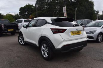 Nissan Juke 1.0 DIG-T N-Connecta DCT Auto Euro 6 (s/s) 5dr
