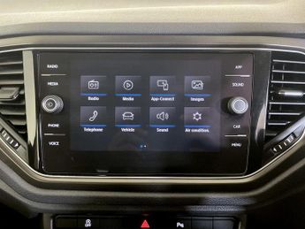Volkswagen T-Roc 1.0 TSI SE Euro 6 (s/s) 5dr