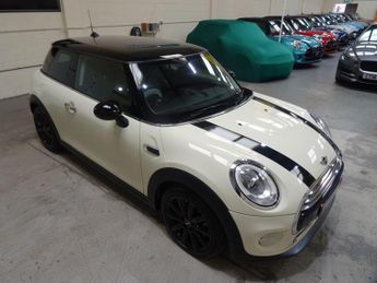 MINI Hatch 1.5 Cooper D Auto Euro 6 (s/s) 3dr