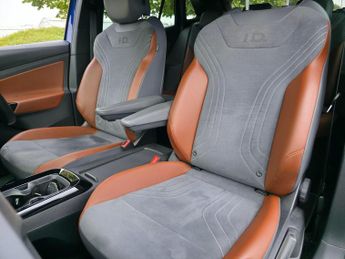 Volkswagen ID.4 Pro Performance 77kWh 1ST Edition Auto 5dr