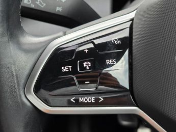 Volkswagen ID.4 Pro Performance 77kWh 1ST Edition Auto 5dr