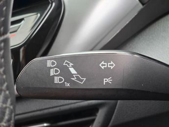 Volkswagen ID.4 Pro Performance 77kWh 1ST Edition Auto 5dr